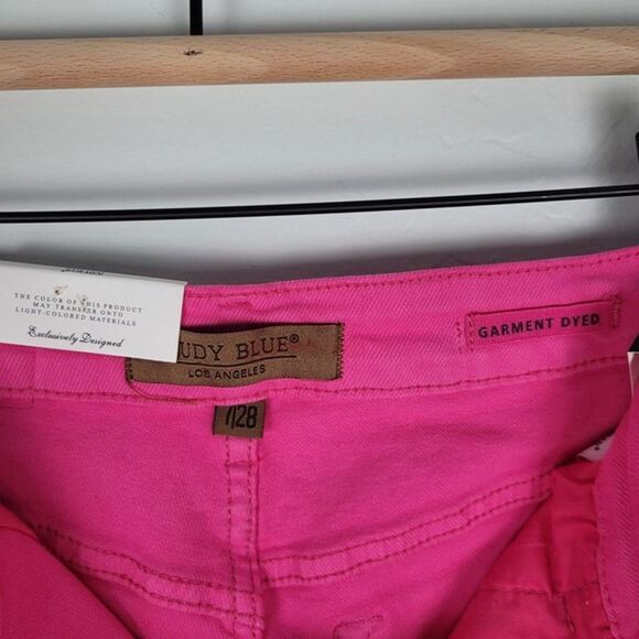 Judy Blue 90's Straight Leg Jeans High Waist Garment Dyed Hot Pink Size 7/28 NWT - Picture 12 of 12